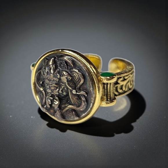 18k Gold Plated 2 Tone Ancient Dragon Coin Emerald Cabochon Ring - Picture 2 of 5